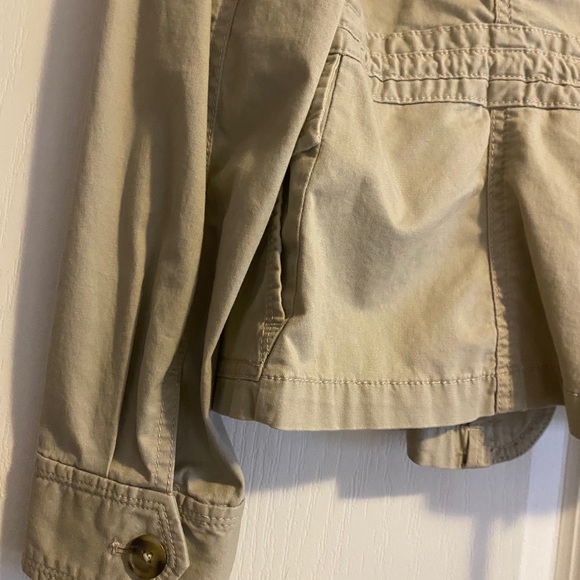 Jacket - Picture 4 of 5